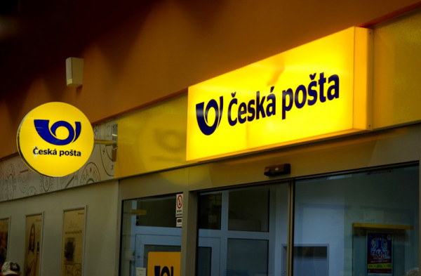 Česká pošta zdraží doručování listovních zásilek. Obyčejné psaní do druhého dne bude stát 26 korun