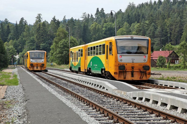 Na část trati z Lovosic do Řetenic se vrátí vlaky