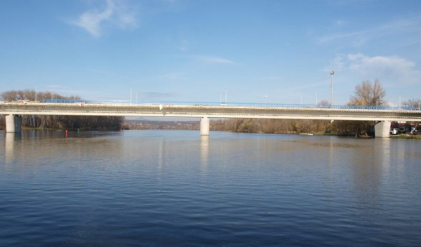 Ve Štětí se po rekonstrukci otevře most přes řeku Labe a obnoví se běžné fungování veřejné dopravy