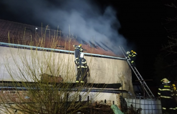 V obci Kleneč na Litoměřicku došlo k požáru rodinného domu