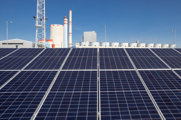 ČEZ zkouší v Ledvicích moderní solární panely pro nové velké elektrárny 