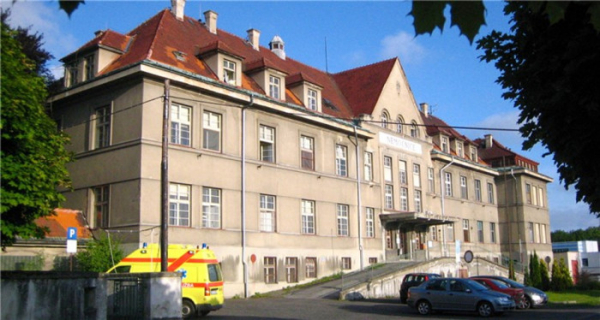Nemocnice v Rumburku se dočká nového vybavení i dostavby