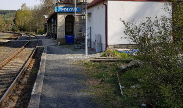 Na nádraží v Jedlové na Děčínsku se otevírá první ubytovací zařízení pro veřejnost