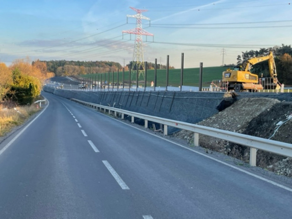ŘSD: Nový úsek dálnice D7 u Panenského Týnce pustíme v prosinci do provozu