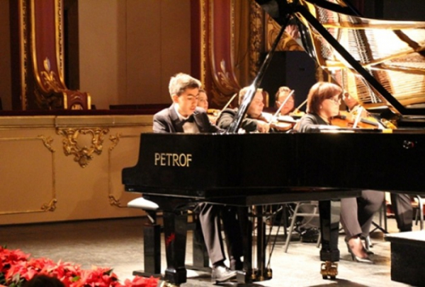 Ústí hostí mezinárodní soutěž 61 klavírních virtuosů